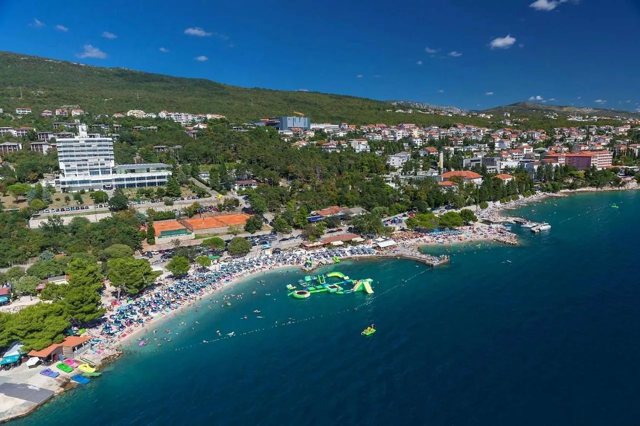 Apartments With A Parking Space Dramalj, Crikvenica - 19335